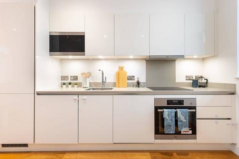 Flat 21, Research House Fraser Road, Perivale, Greenford, UB6 7AQ