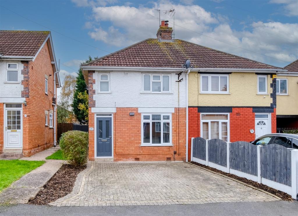 Hazel Road, Batchley, Redditch B97 6JP 2 bed end of terrace house for