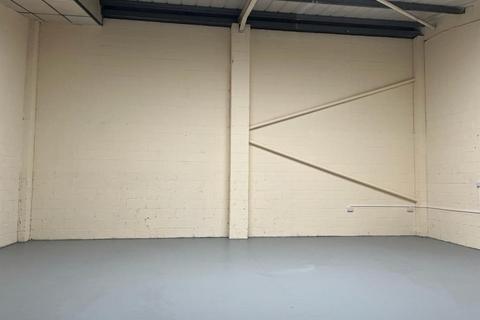 Industrial unit to rent - London NW10