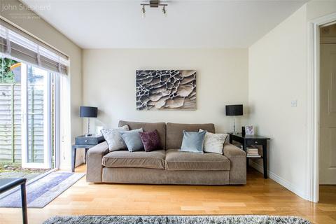 3 bedroom house to rent, Thorpe Court, Solihull, West Midlands, B91