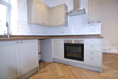 2 bedroom terraced house to rent, Back East Bank, Barrowford BB9