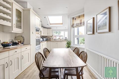 4 bedroom terraced house for sale - Woodberry Avenue, N21