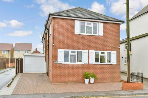 4 bedroom detached house for sale, Station Road, Sittingbourne, Kent