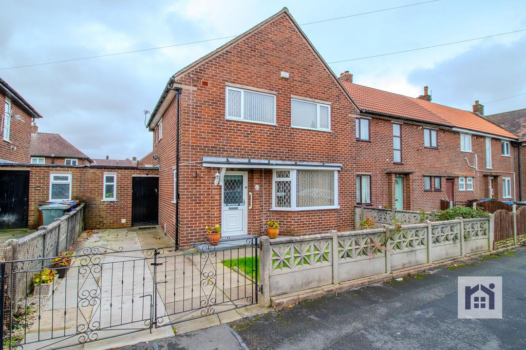 Sycamore Road, Chorley, PR6 0JD 3 bed end of terrace house for sale £165,000