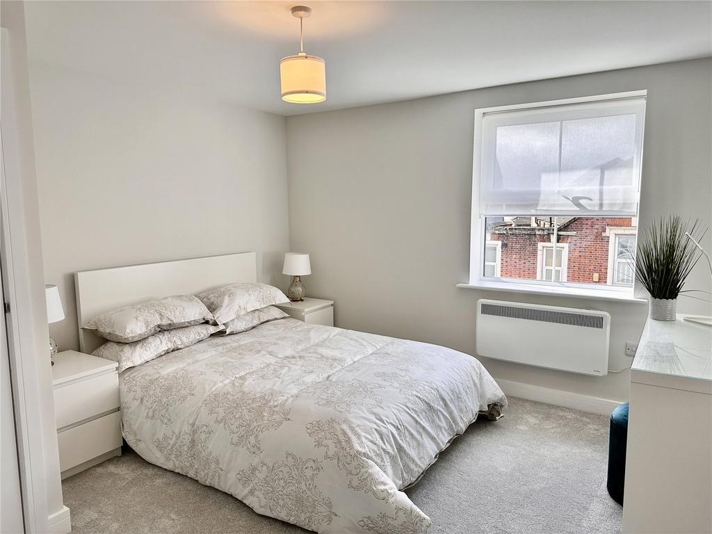 Show Flat
