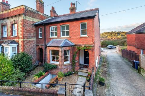 Flat 3, 12 Croft Road, Godalming, GU7 1BY