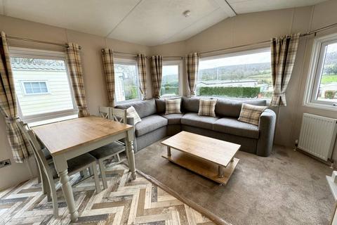 2 bedroom lodge for sale, Carnforth Lancashire