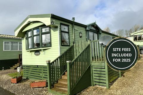 2 bedroom static caravan for sale, Carnforth Lancashire