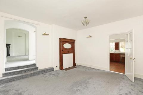Flat 1, 73 Gordon Road, London, W5 2AL