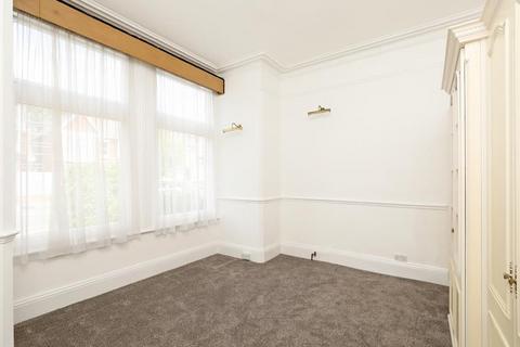 Flat 1, 73 Gordon Road, London, W5 2AL