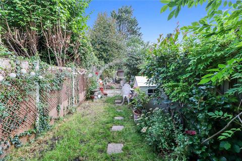 2 bedroom terraced house for sale - High Street, Bushey, Herts, WD23