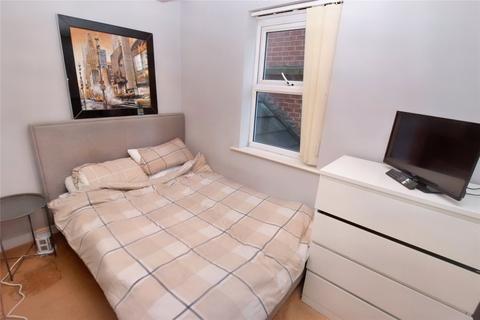 344 Whitehall Road, Leeds, LS12 5NP