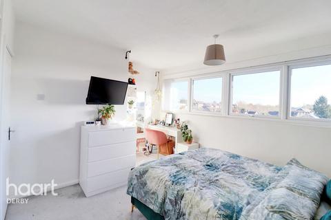 49 Central Avenue, Borrowash, Derby, DE72 3JZ