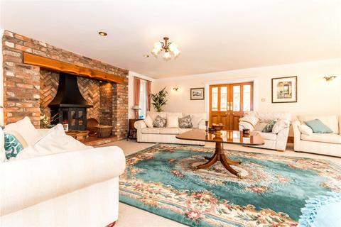 53 Humberston Avenue, Humberston, Grimsby, DN36 4SR