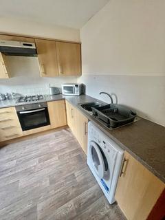 2 bedroom flat to rent, Gairn Mews, Aberdeen, AB10