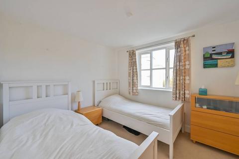 Flat 11, Challenger House, 3 Victory Place, London, E14 8BJ