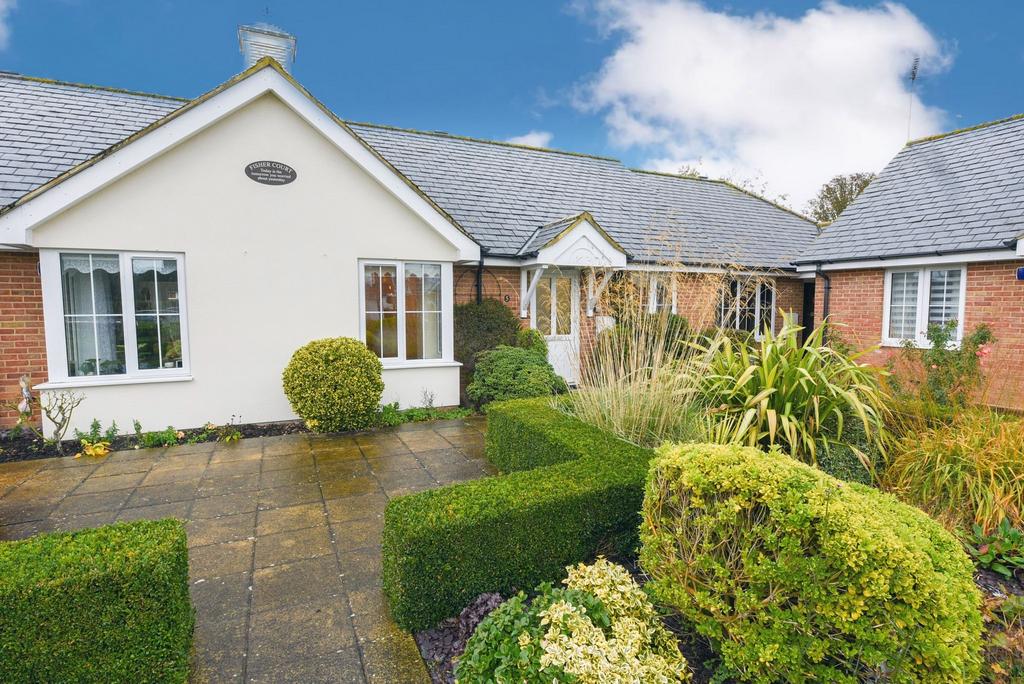 21 School Lane, Blean, Canterbury CT2 2 bed bungalow for sale £360,000