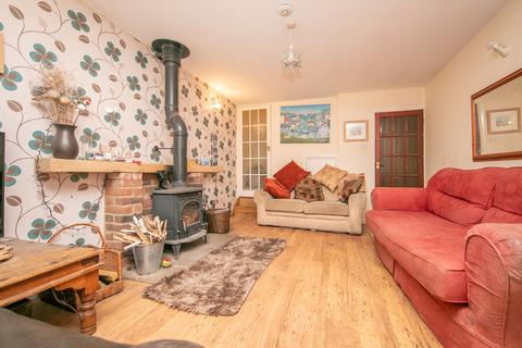 4 bedroom chalet for sale, Hillview Close, Colchester, Essex