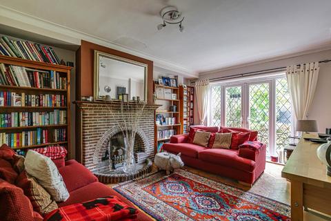 29 Brian Avenue, South Croydon, CR2 9NG