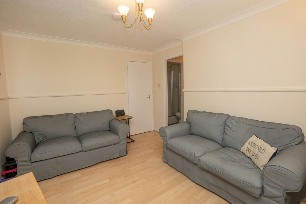 F Cameron Pl Lounge 4