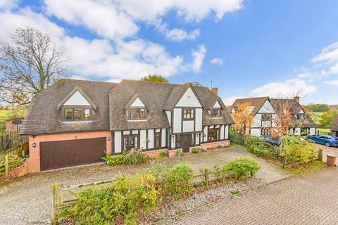5 bedroom detached house for sale, Rectory Close, Woodchurch, Ashford, Kent, TN26