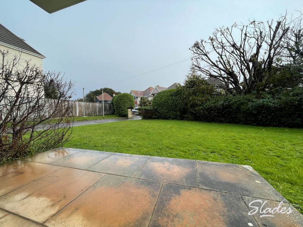 1 cerne patio 2