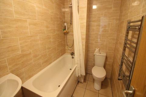 9 bedroom house to rent - Miskin Street, Cathays, Cardiff