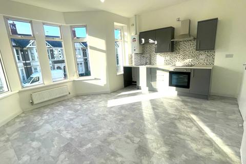 3 bedroom flat to rent - Whitchurch |Road, Cardiff,