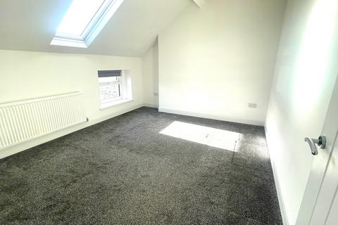 2 bedroom flat to rent - Cowbridge Road West, Cardiff,