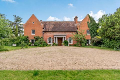 4 bedroom detached house for sale, Parish Road, Chartham, Canterbury, Kent