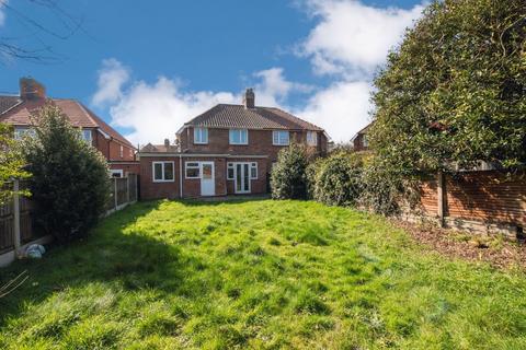54 Mandeville Road, Canterbury, CT2 7HD