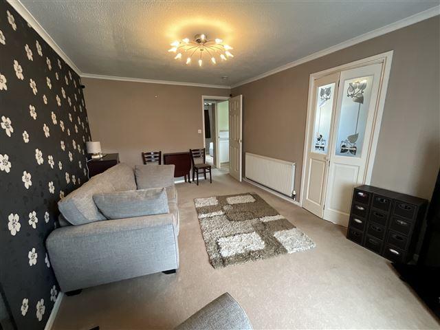 Living/dining room
