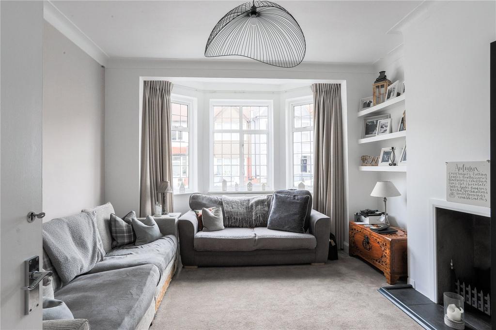 Sirdar Road, Wood Green, London, N22 4 bed terraced house for sale £