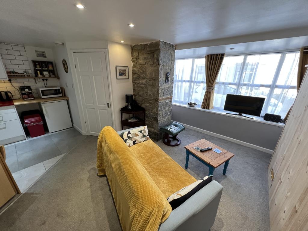 Open Plan Living/Kitchen/Dining Room