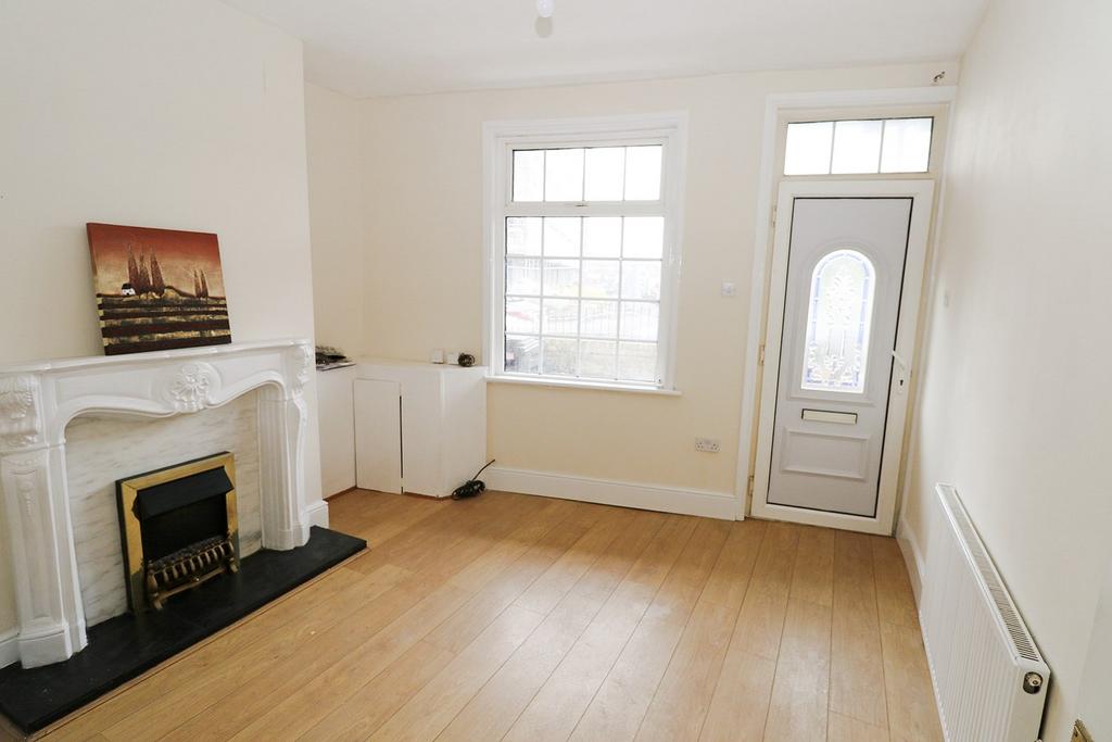 Sandy Lane, Warrington, WA2 2 bed terraced house £795 pcm (£183 pw)