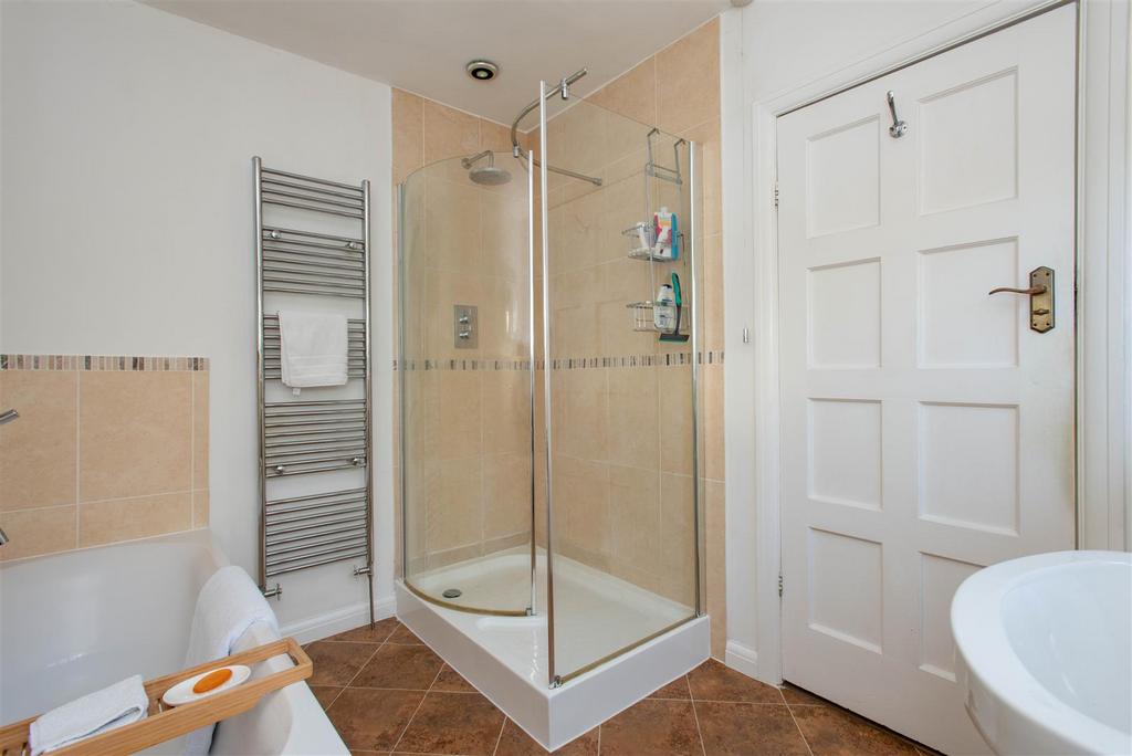 2023.11.15 223 Chislehurst Rd, BR5 1 NP-2200.jpg