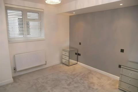 1 bedroom flat for sale, Potters Road, Barnet EN5
