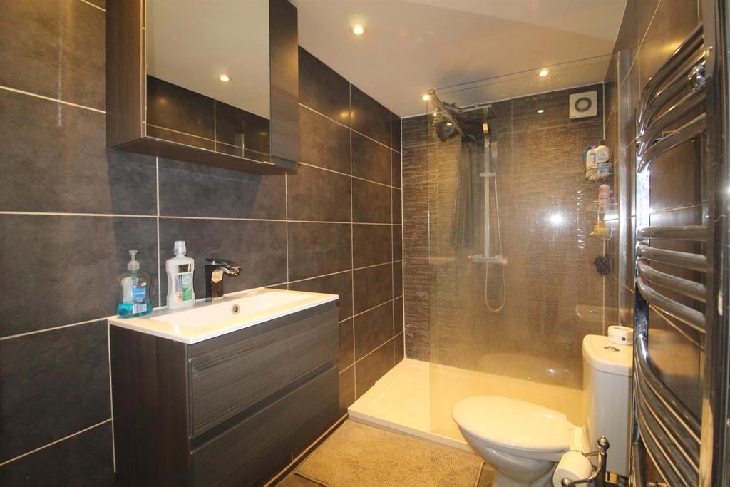 Bathroom edit.jpg
