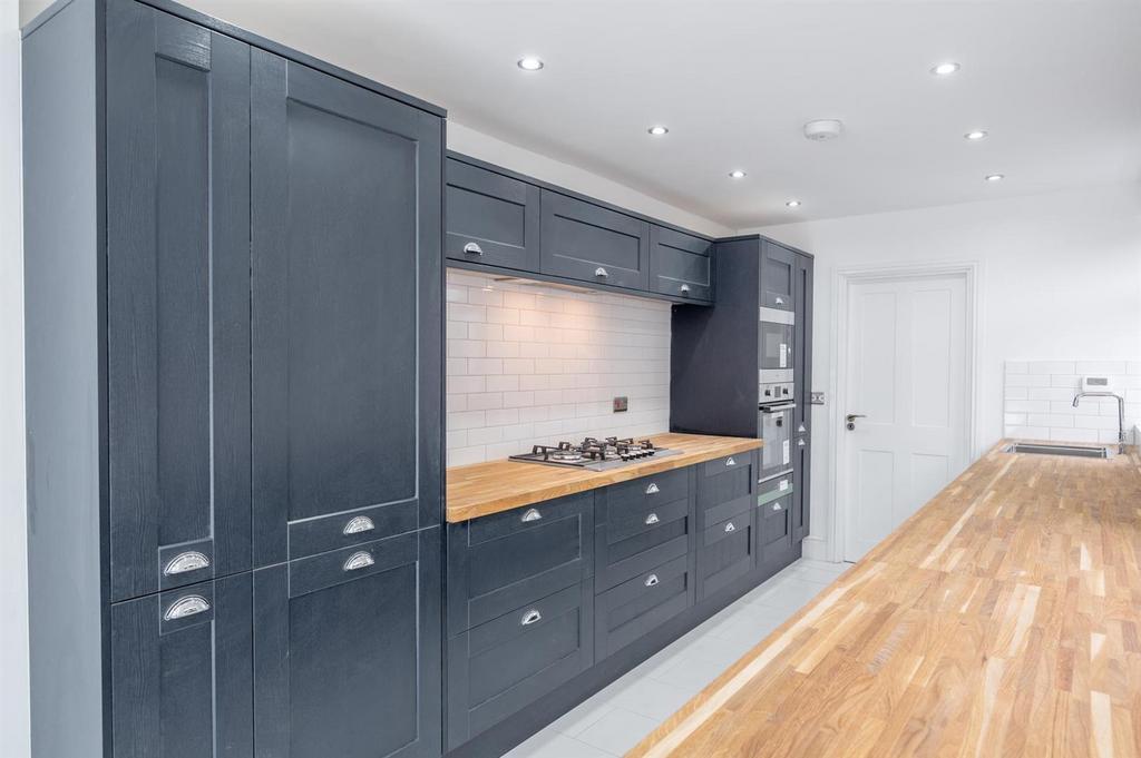 Greenfield Road, Harborne, Birmingham 4 bed terraced house for sale £