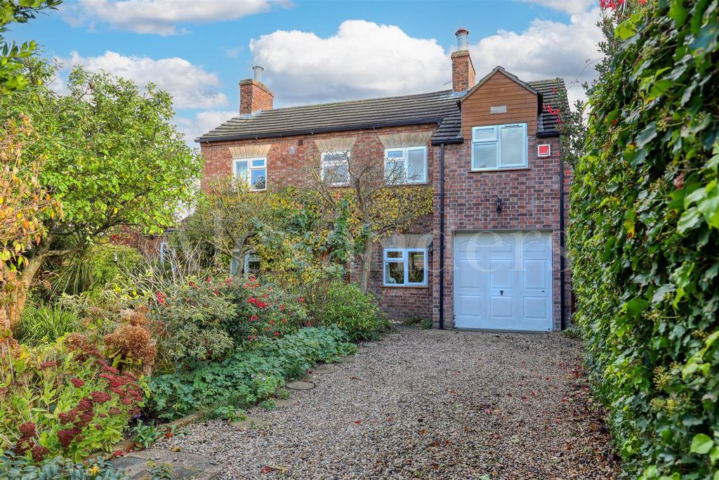 Main Street, Kirby Bellars 4 bed house for sale £495,000