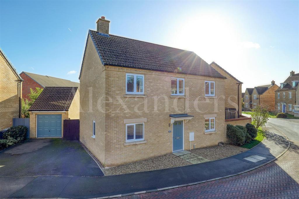Wheatfield Way, Barleythorpe 4 bed detached house for sale £365,000