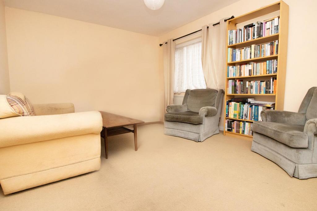 Shadfen Crescent, Pegswood, Morpeth 2 bed terraced house for sale £100,000