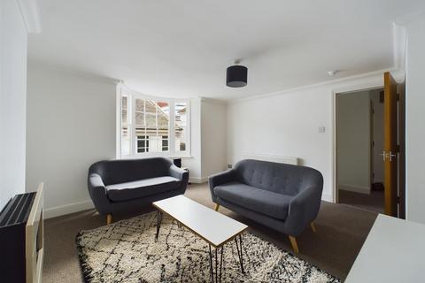 3 bedroom flat to rent - Middle Street, Brighton