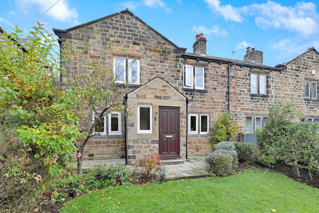 Slack Lane, Newmillerdam, Wakefield, West Yorkshire, WF2 3 bed semi