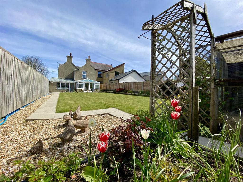 4 D0508 EA-C05 D-45 B5-989 C-167 FFC742077.jpeg