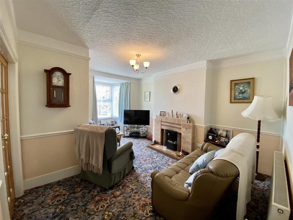 5 F39735 B-620 B-47 AC-8 A5 E-D75 AF99 F7 B48.jpeg