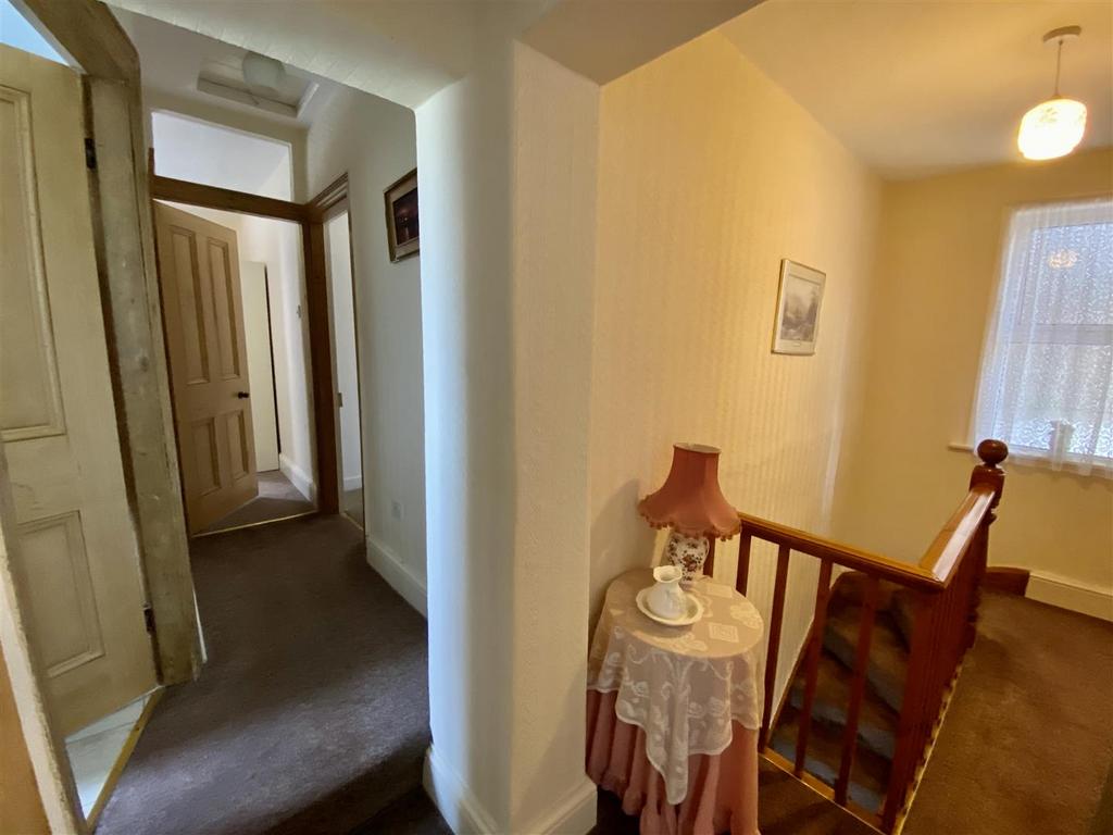 93 F72542-8317-41 EF-84 AF-EF1 F5450 F789.jpeg