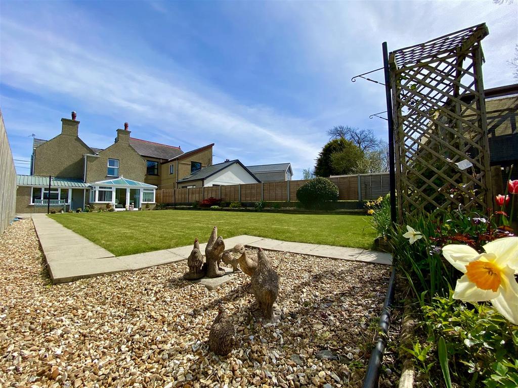 E93 B9917-BDEF-4 DB5-AC6 F-EF7164 C47183.jpeg