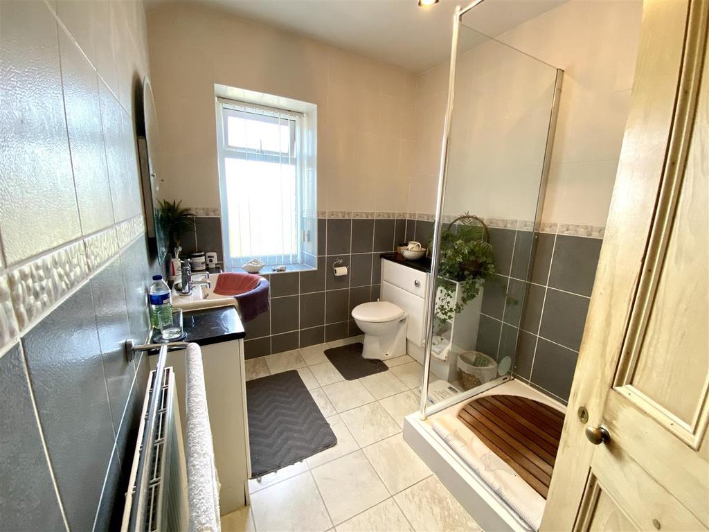 F4 FE6 B02-7260-4 B26-A59 F-CC094 B7 D004 C.jpeg