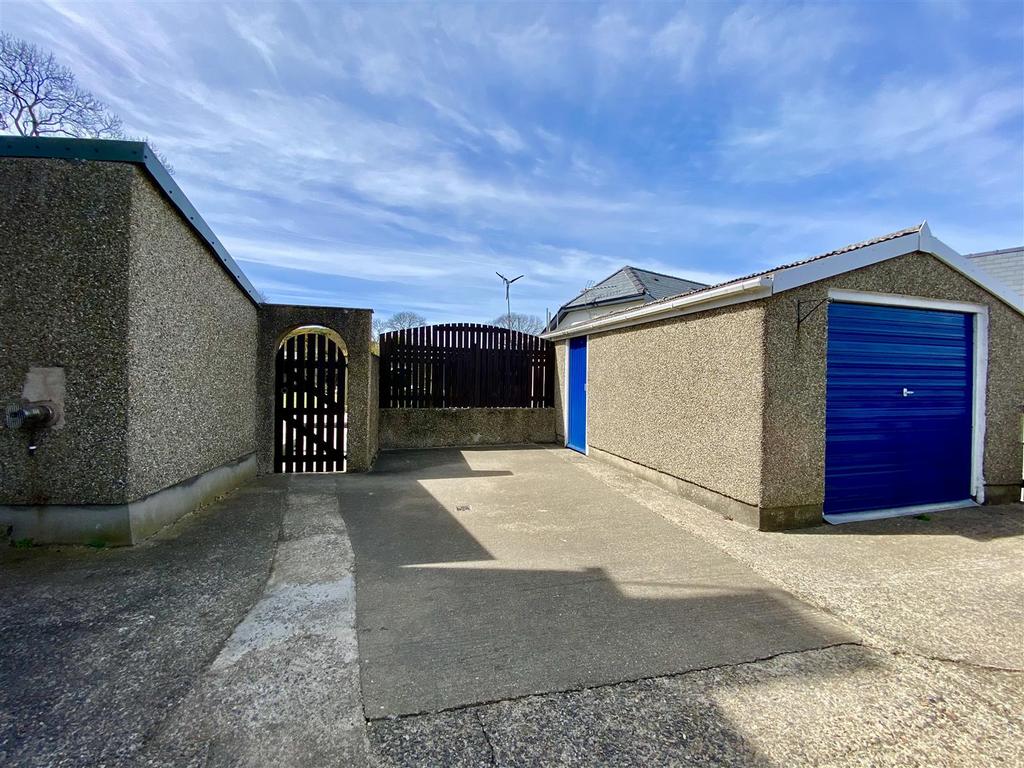 35751 E63-6644-4 E39-A8 A2-442 E5 E77 AC64.jpeg